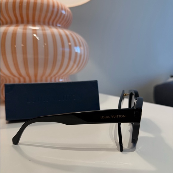 Louis Vuitton Black Sunglasses main image 5